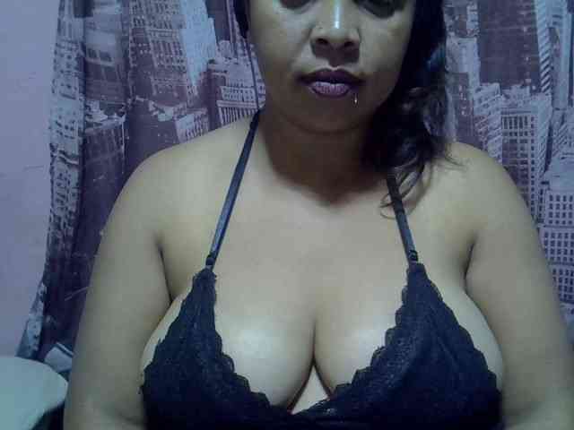 bigass-tits webcam