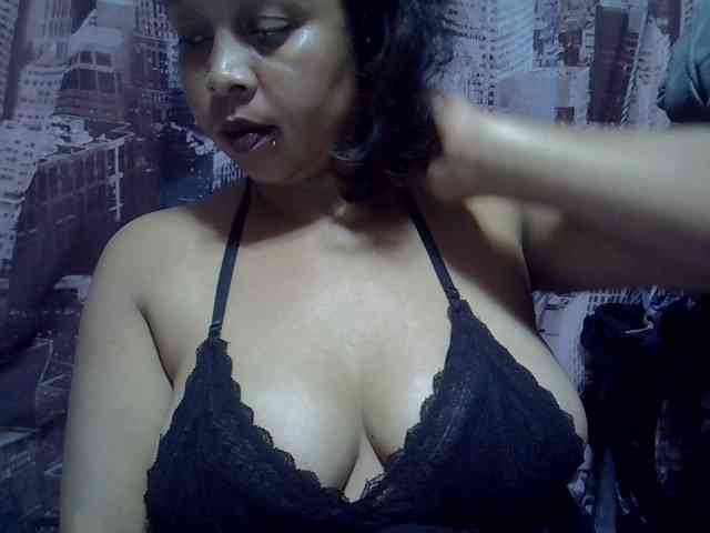 bigass-tits webcam