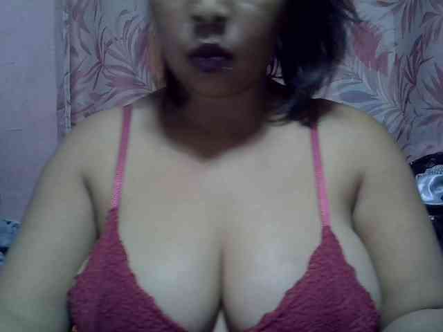 bigass-tits webcam