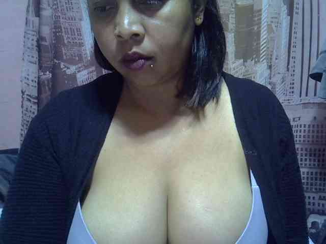 bigass-tits webcam