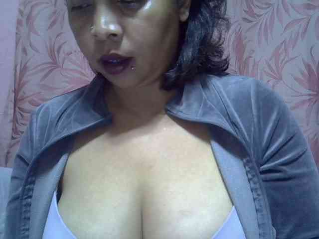 bigass-tits webcam