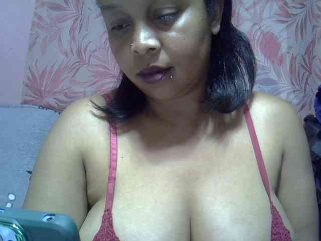 bigass-tits webcam