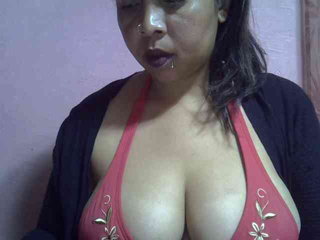 bigass-tits webcam