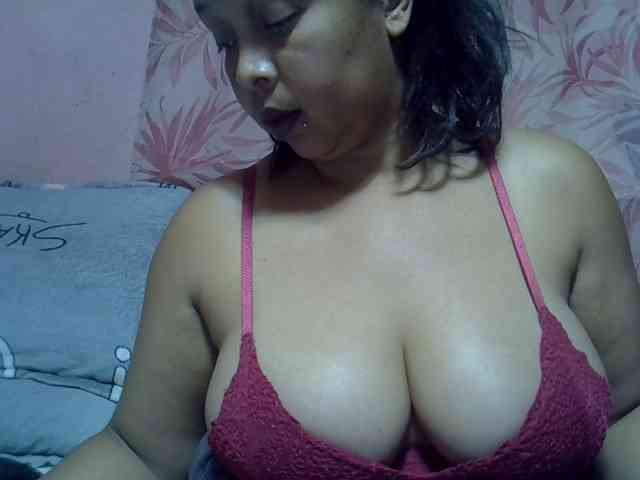 bigass-tits webcam