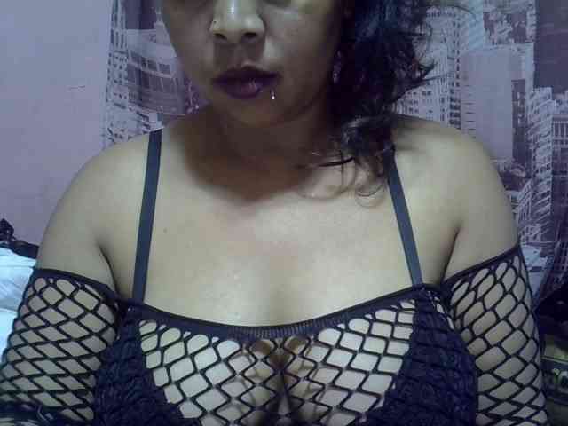 bigass-tits webcam