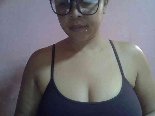 bigass-tits webcam
