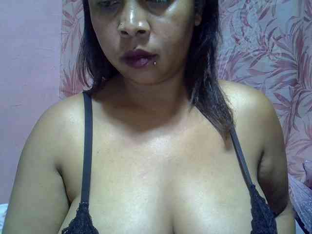 bigass-tits webcam