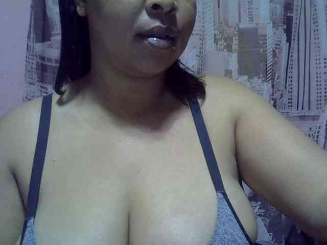 bigass-tits webcam