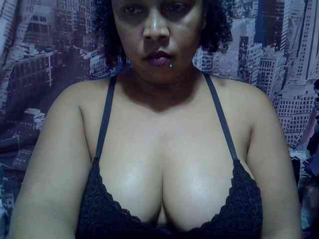 bigass-tits webcam