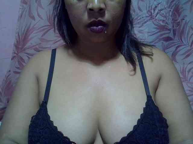 bigass-tits webcam