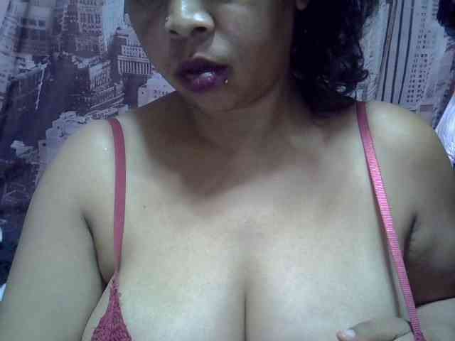 bigass-tits webcam
