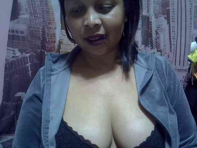 bigass-tits webcam