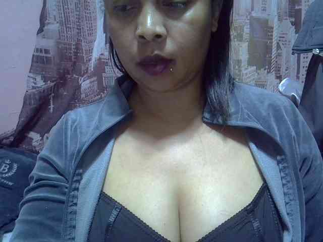 bigass-tits webcam
