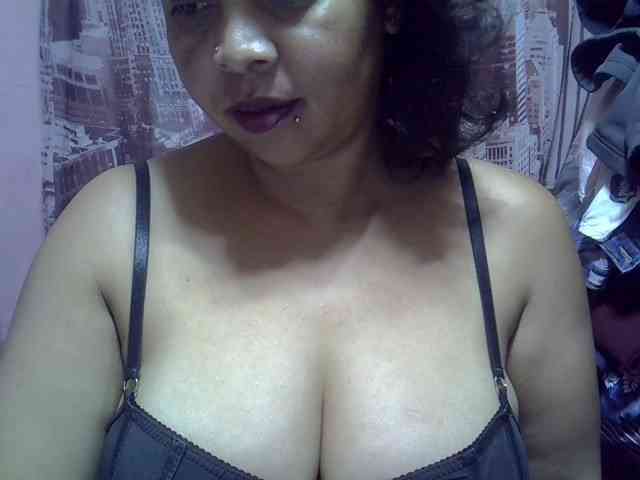 bigass-tits webcam