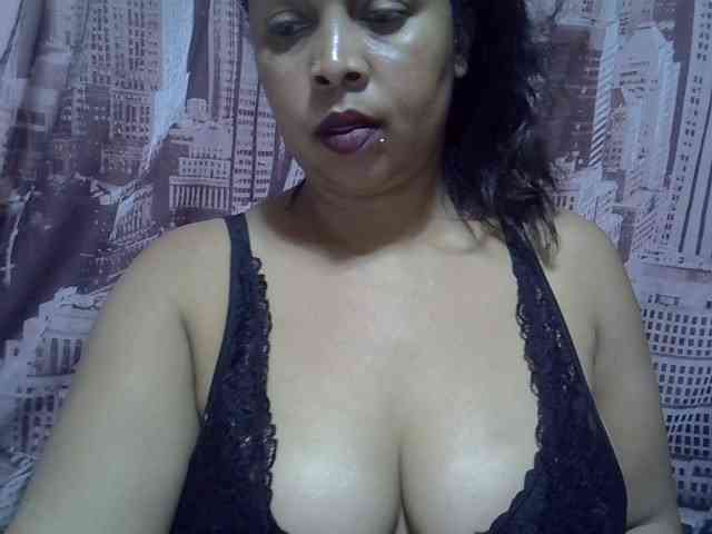 bigass-tits webcam