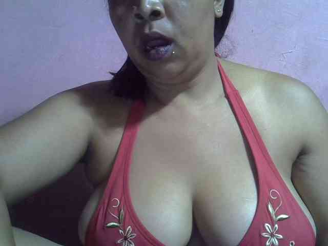 bigass-tits webcam