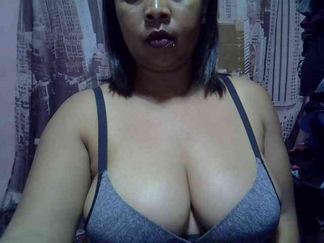 bigass-tits webcam
