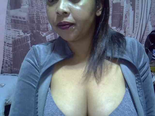 bigass-tits webcam