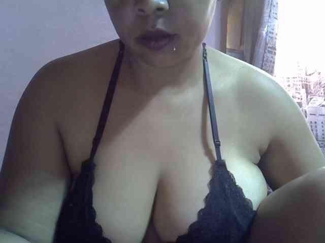 bigass-tits webcam