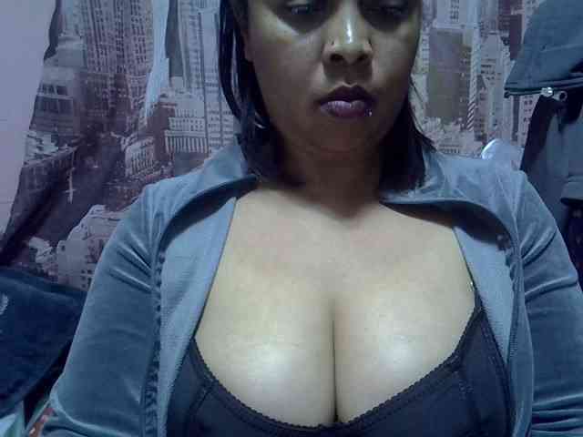 bigass-tits webcam