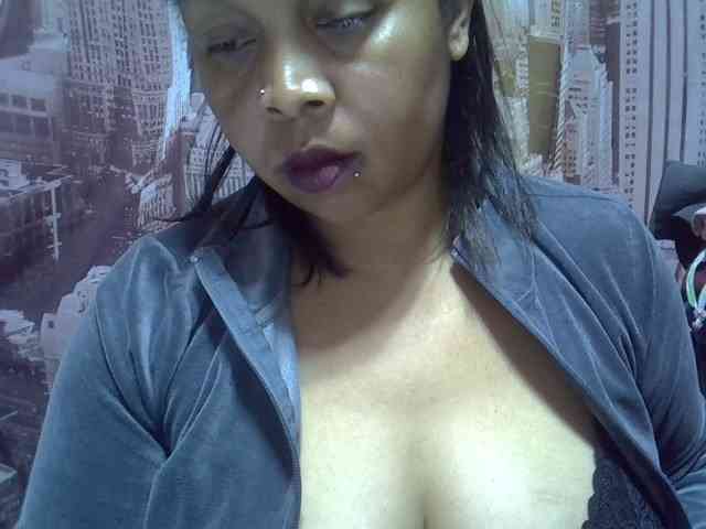 bigass-tits webcam