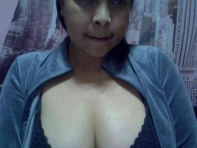 bigass-tits webcam