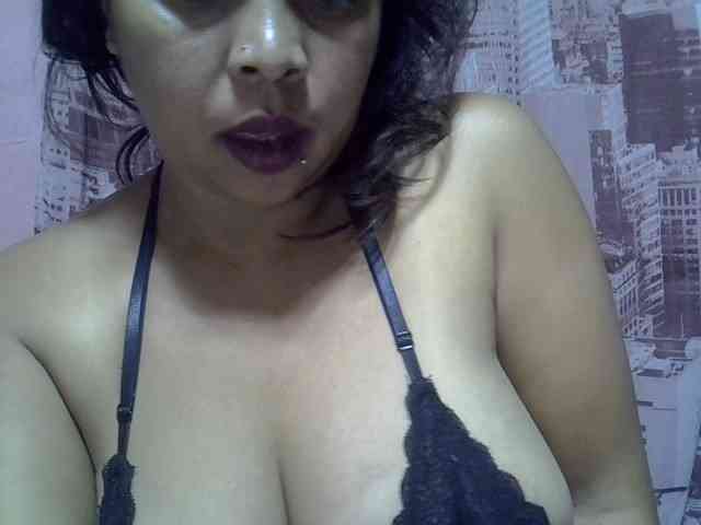 bigass-tits webcam