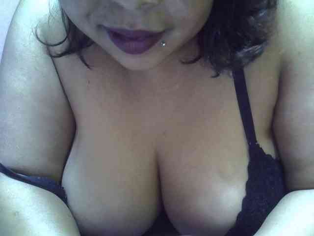 bigass-tits webcam