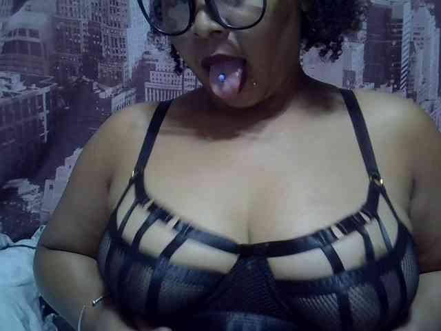 bigass-tits webcam
