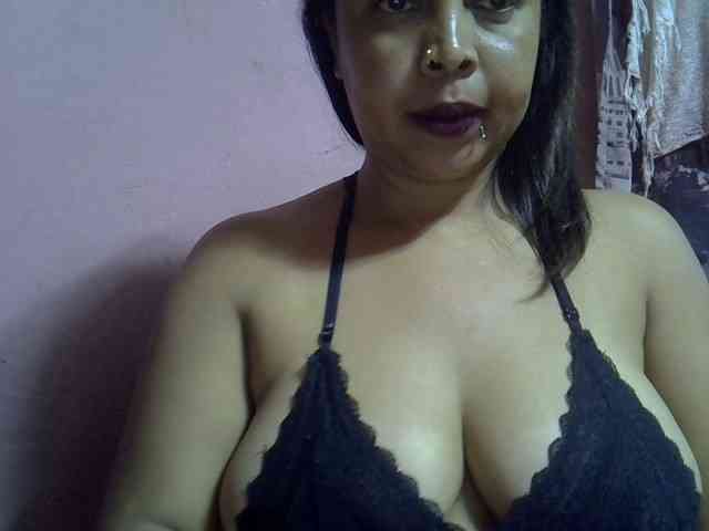 bigass-tits webcam