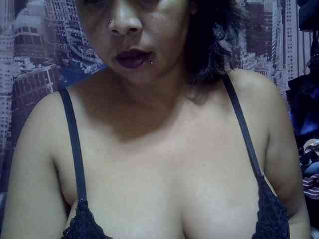 bigass-tits webcam