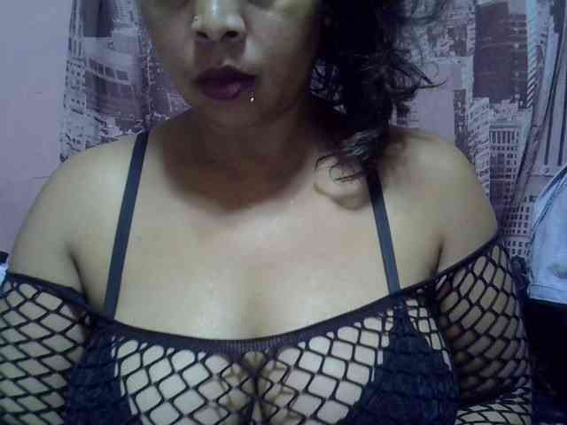 bigass-tits webcam