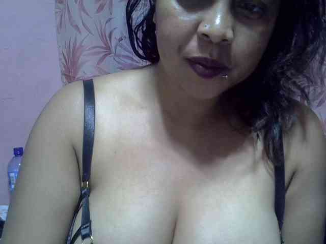 bigass-tits webcam