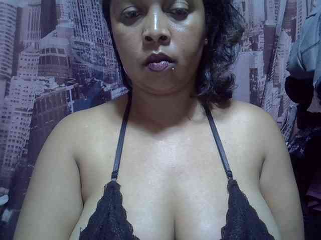 bigass-tits webcam