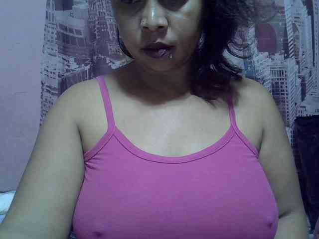 bigass-tits webcam