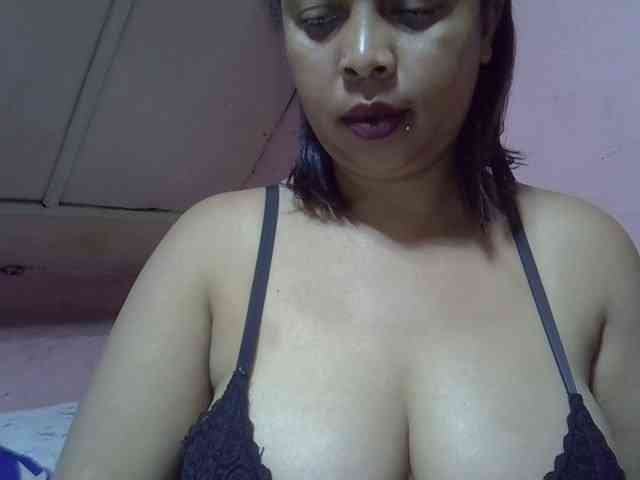 bigass-tits webcam