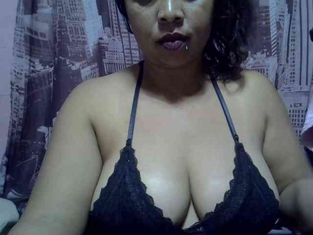 bigass-tits bigass-tits