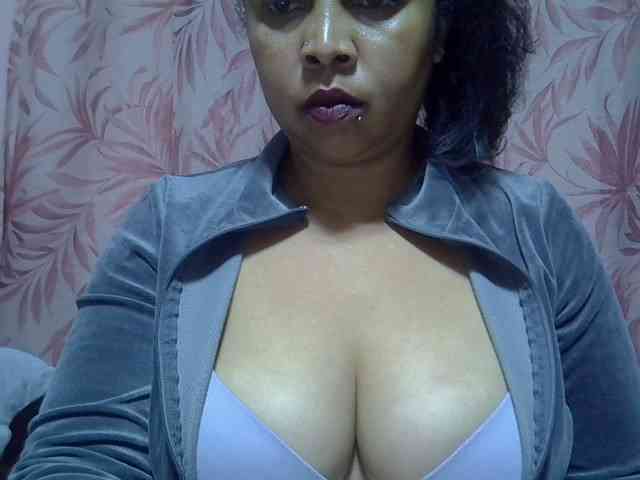 bigass-tits bigass-tits