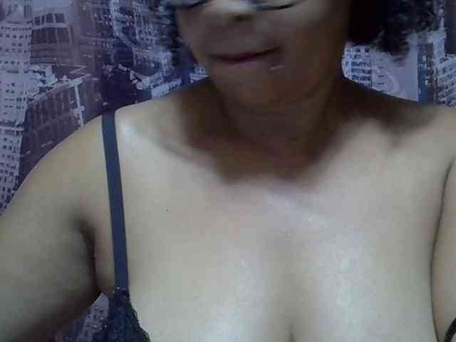 bigass-tits webcam