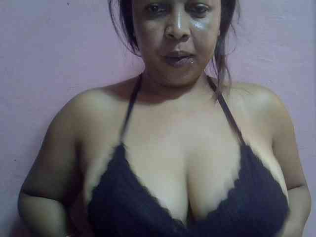 bigass-tits webcam