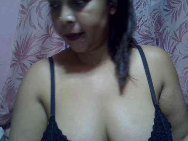 bigass-tits webcam