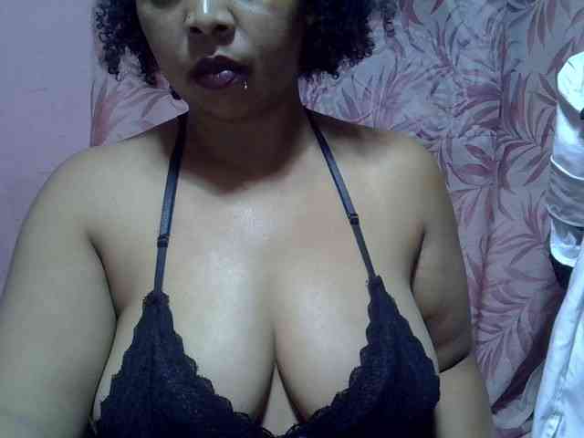 bigass-tits webcam