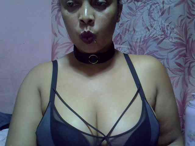 bigass-tits webcam