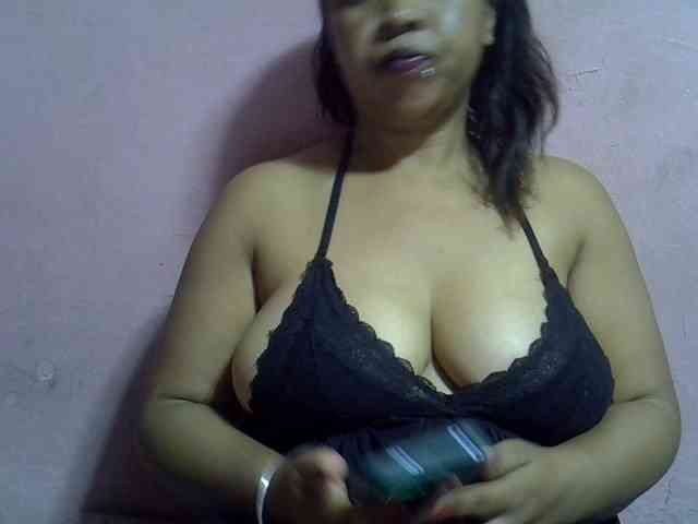 bigass-tits webcam