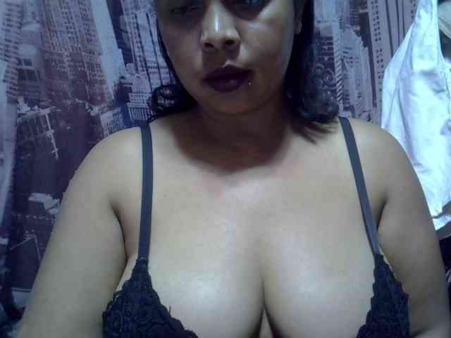 bigass-tits webcam