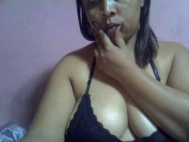 bigass-tits webcam