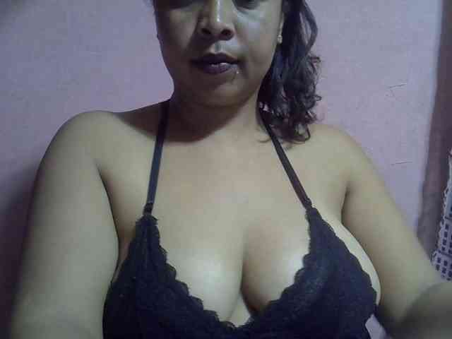 bigass-tits webcam