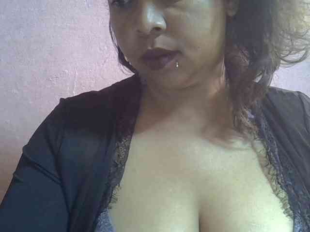 bigass-tits webcam