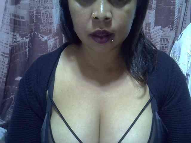 bigass-tits webcam