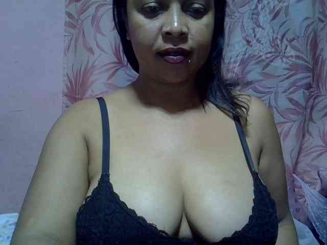 bigass-tits webcam